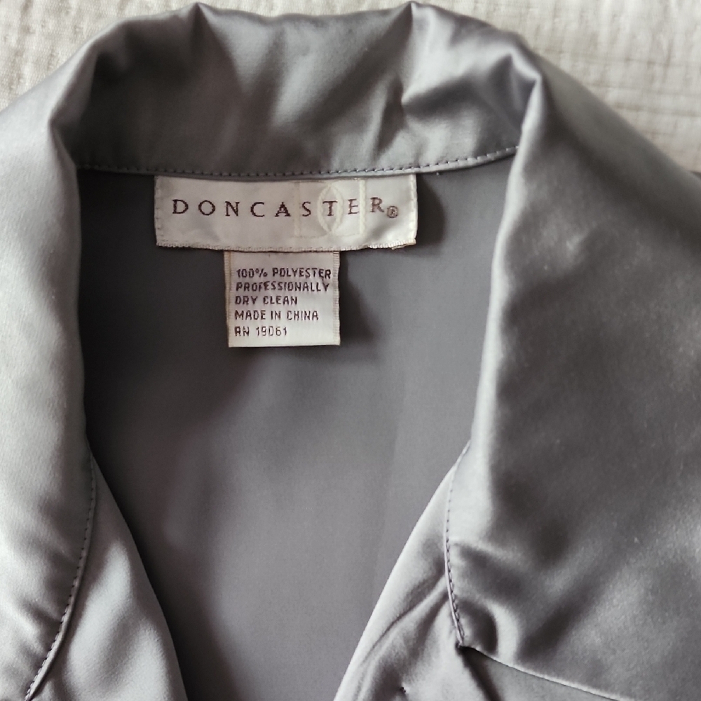 Doncaster Gray Fitted Button Down Blouse - image 2